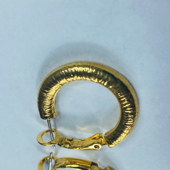 Hoop Earrings Gold Tone Round Womens Textured Omega Backs Shiny Fashion Style - Picture 16 of 16